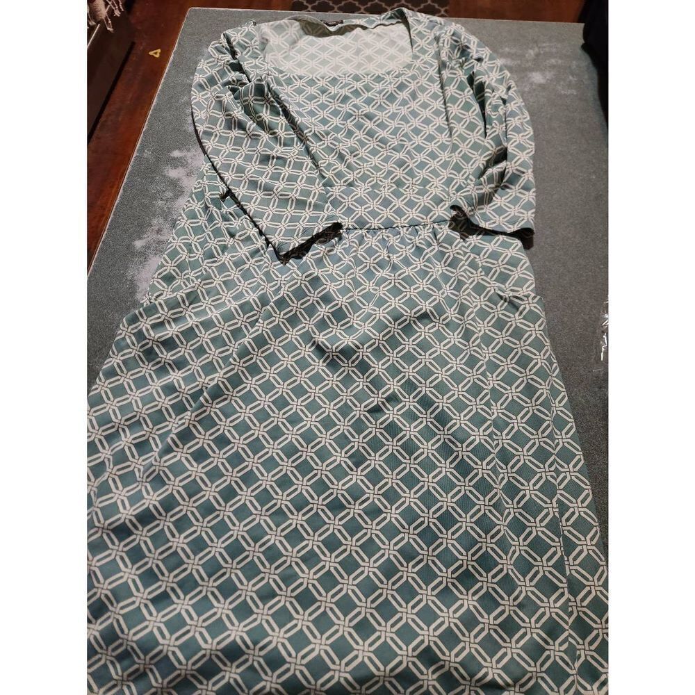 . McLaughlin green&white Catalina Cloth dress sz M